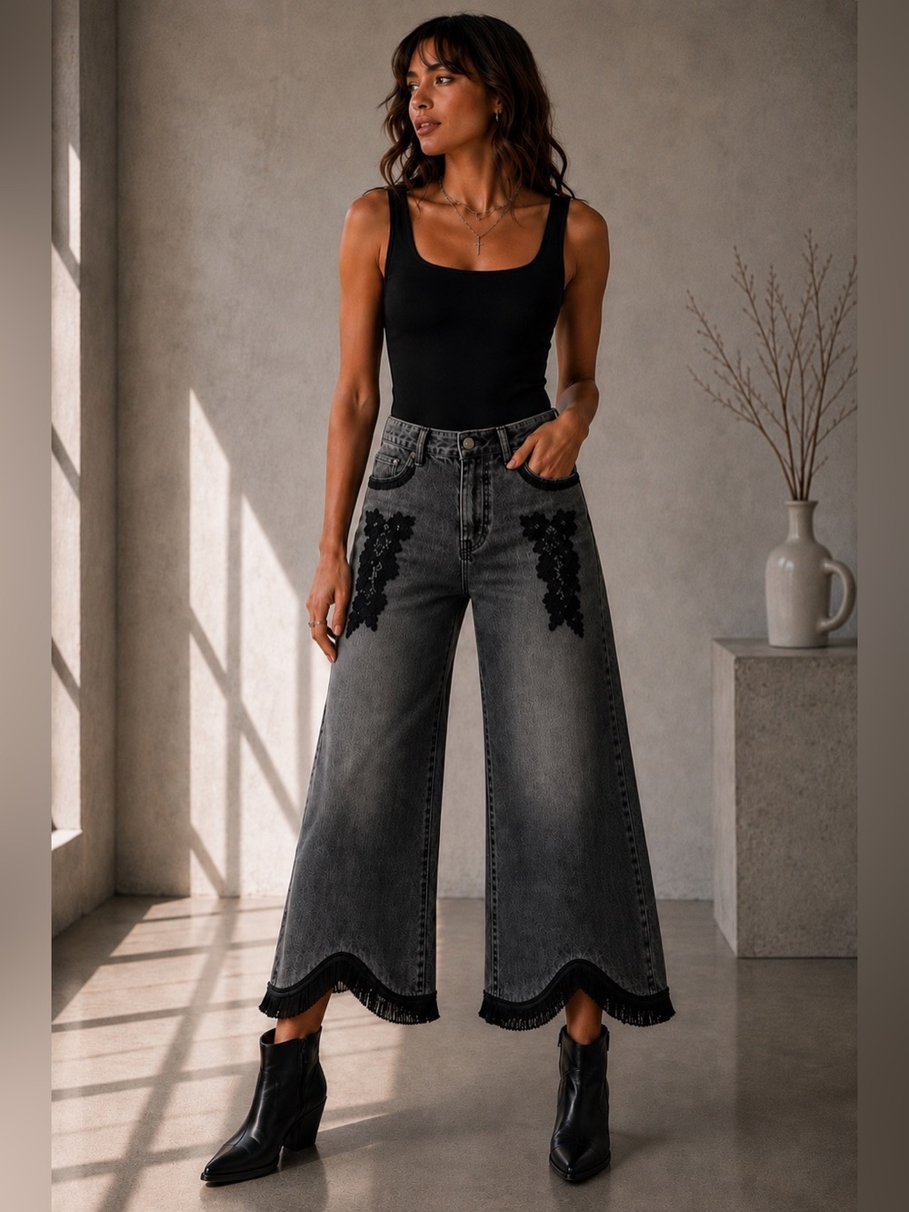 Donoratico Gray Wide Leg Cropped Jeans with Black Lace Accents Size M
